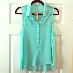 Sold🎉🎉NWT American Eagle button up Tank Size M
